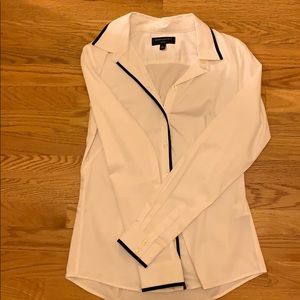 NWOT Banana republic button down shirt, size 4
